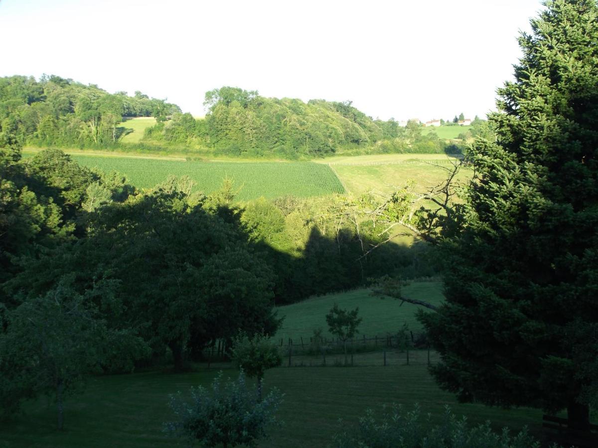 Alain Et Flo Bed & Breakfast Charancieu Luaran gambar